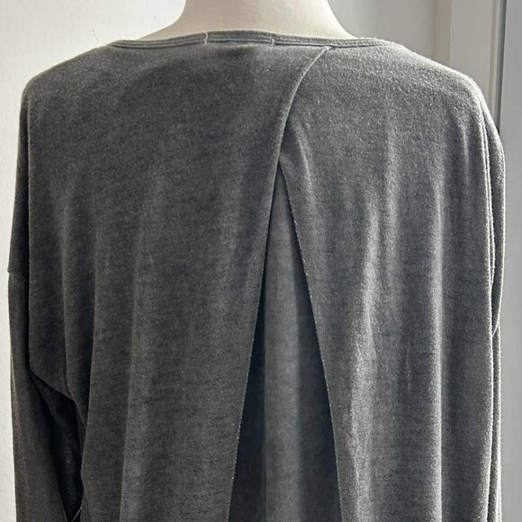 Bella Amore Italian Charcoal Jersey Tunic with Beaded Floral & Split-Back – US L - Picture 8 of 13
